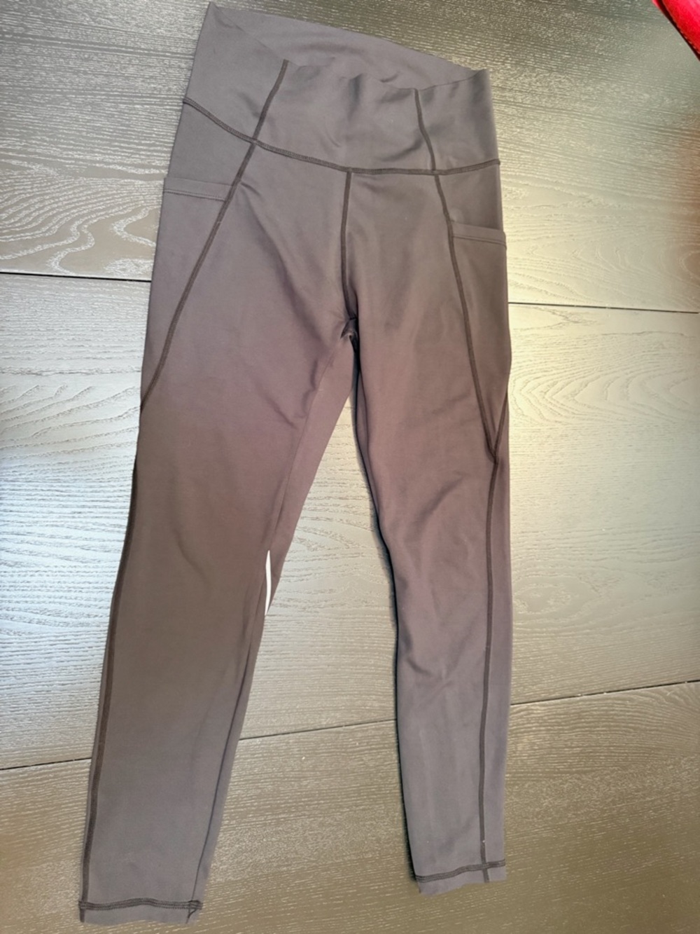 Black High-Rise Leggings with Side Pocket